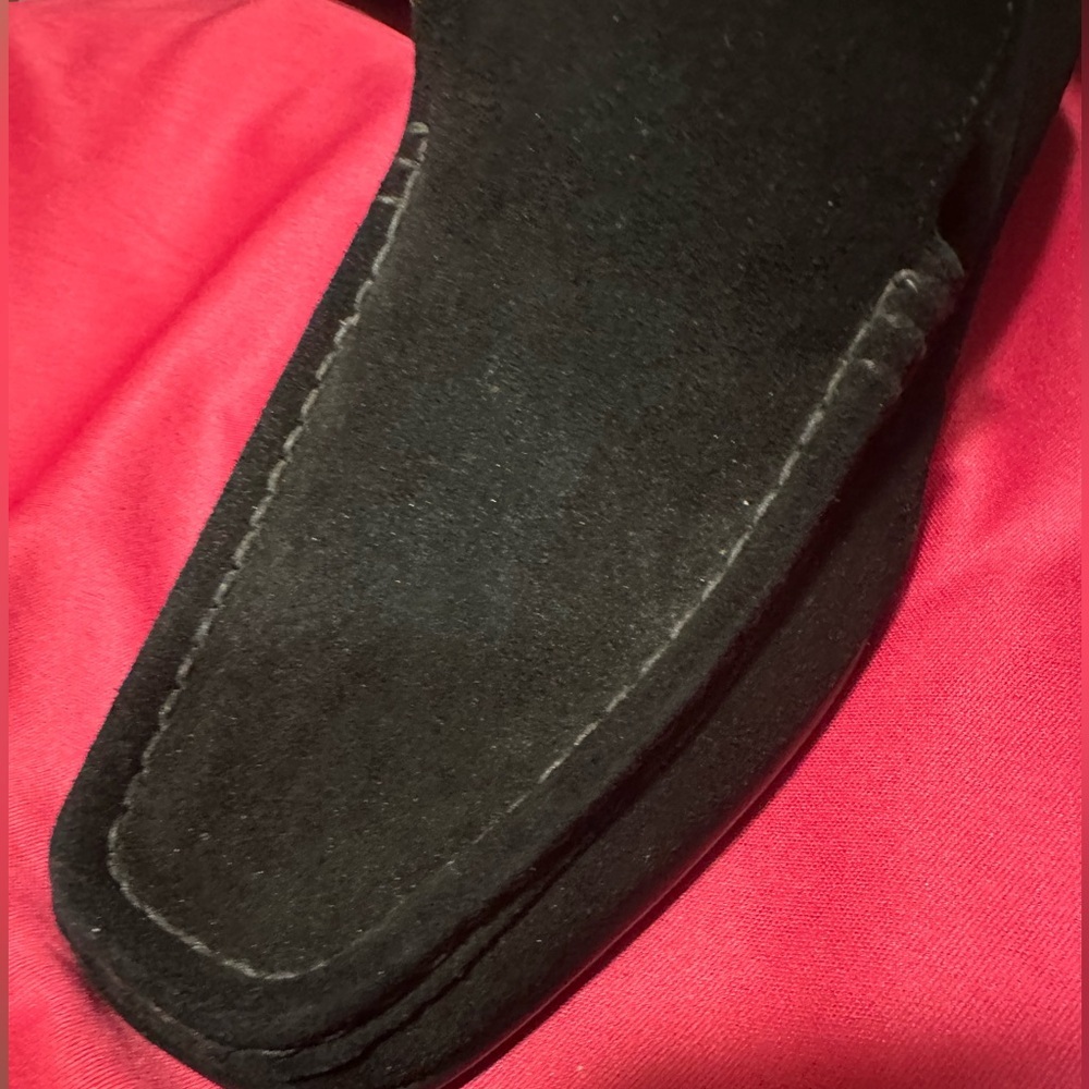 Black Suede Loafers Size 8 Women’s Like New - Picture 7 of 10